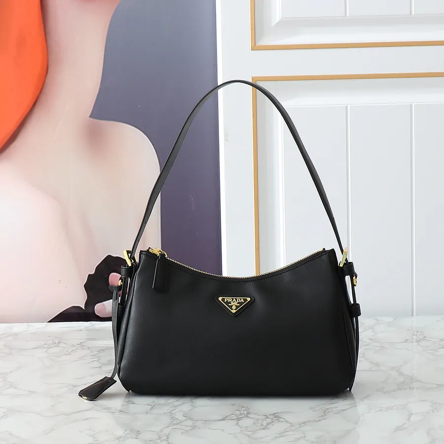 Aimee Hobo Crossbody Bag 1BC229