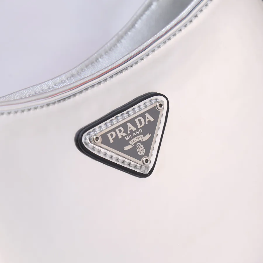 Cheo Shoulder Bag with Adjustable Straps