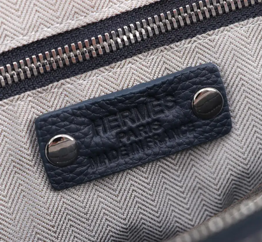 Hermès 2022 New Style Single Pull Password Lock Handbag