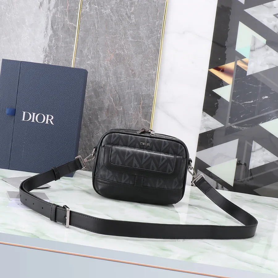 Marc Bohan Diamond Messenger Bag Small Size