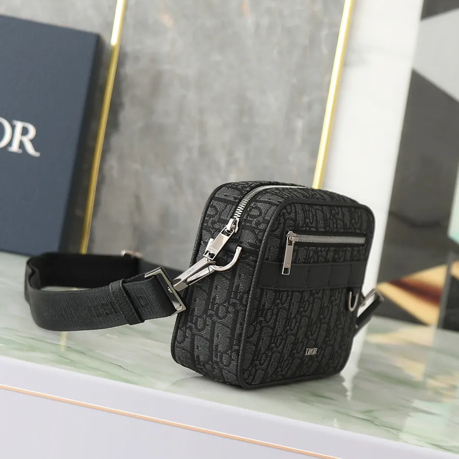 Safari Messenger Bag Practical and Stylish