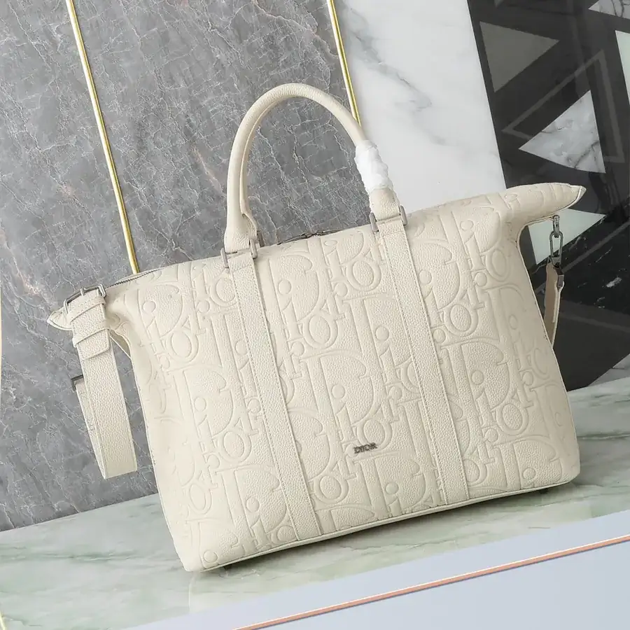 Dior Weekender 40 Handbag in Beige