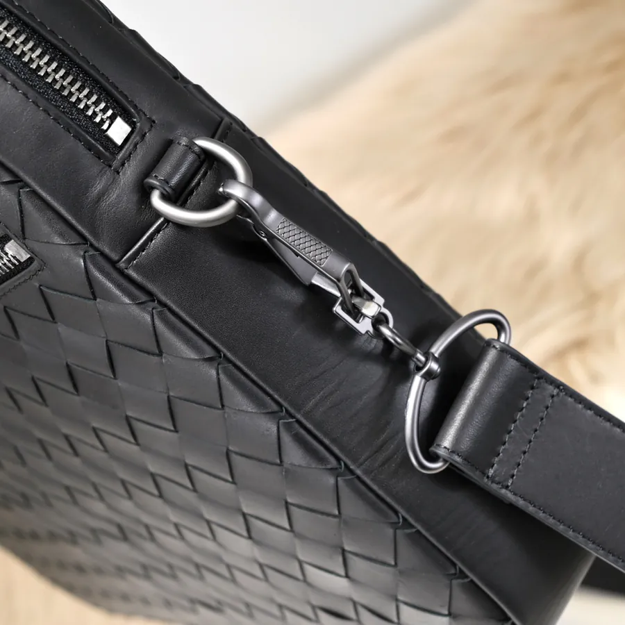 BV Latest Men's Briefcase Premium Leather, Elegant Design