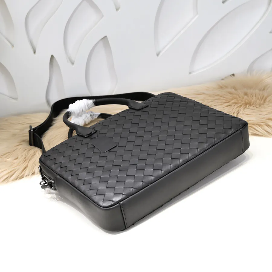 BV Latest Men's Briefcase Premium Leather, Elegant Design