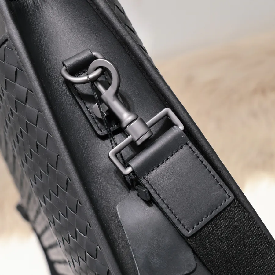 BV Latest Men's Briefcase Premium Quality, Elegant Design