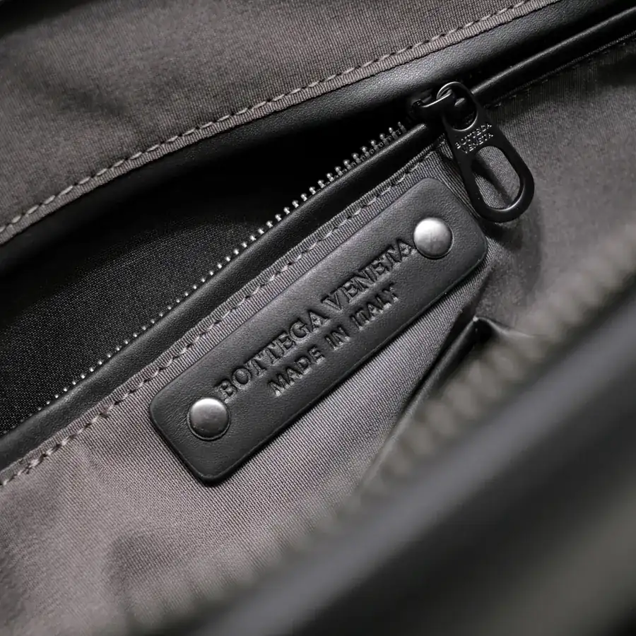 BV Latest Men's Briefcase Premium Quality, Elegant Design