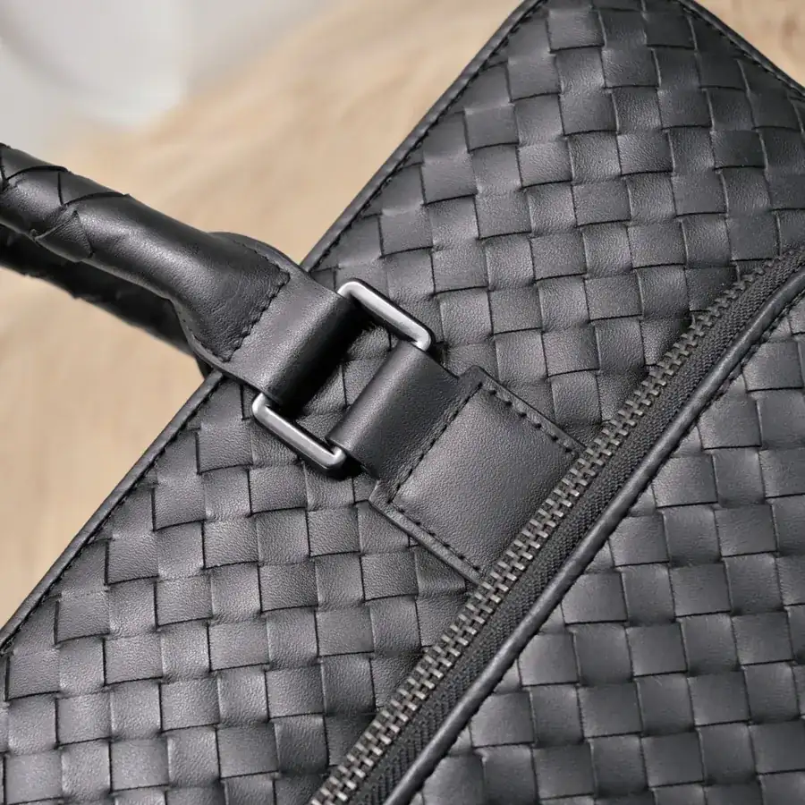 BV Latest Men's Briefcase Premium Quality, Official Design