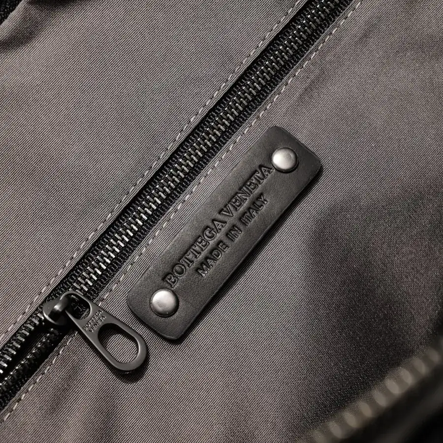 BV Latest Men's Briefcase Premium Leather, Elegant Design