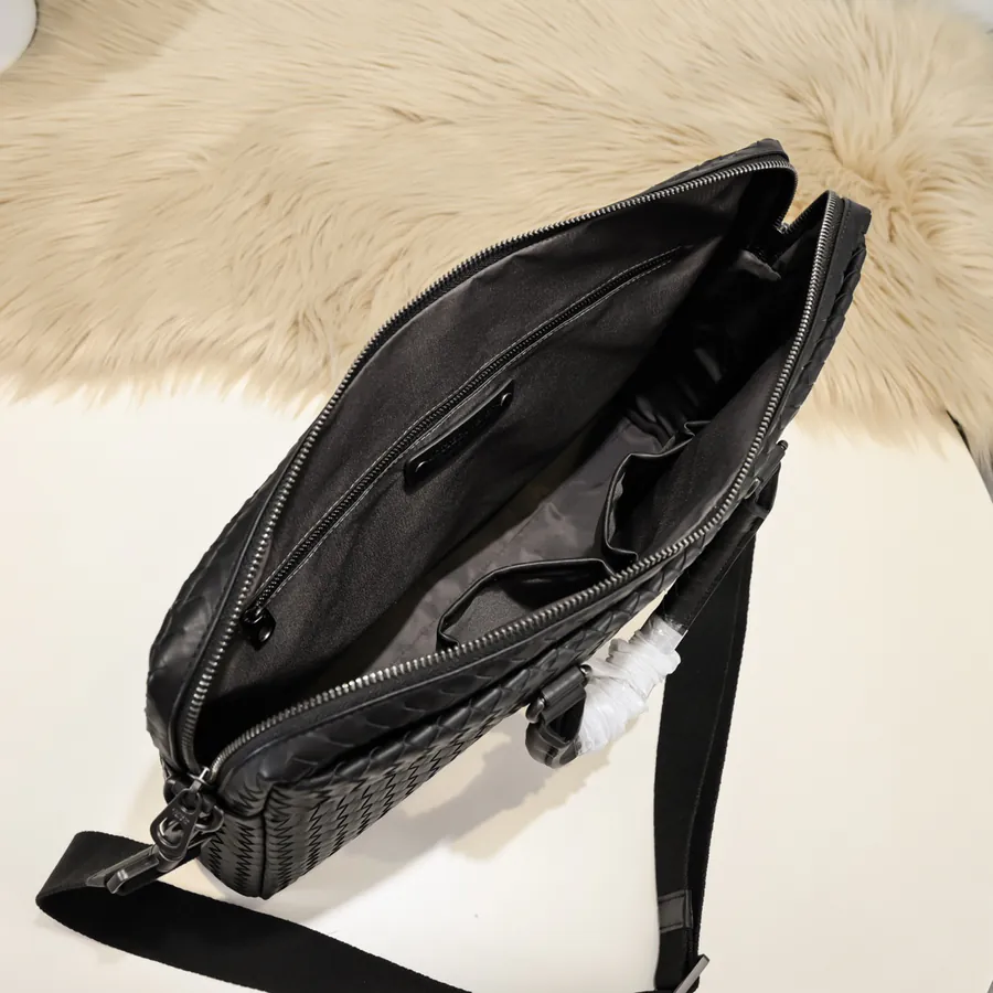 BV Latest Men's Briefcase Premium Leather, Elegant Design
