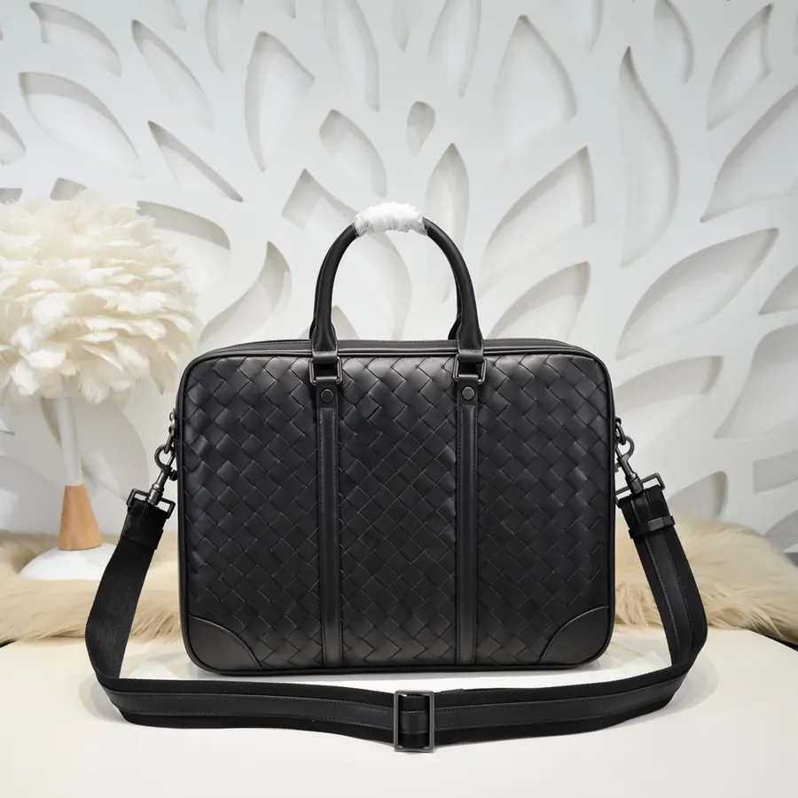 BV Latest Men's Briefcase Premium Leather, Elegant Design