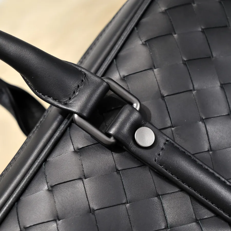 BV Latest Men's Briefcase Premium Leather, Elegant Design