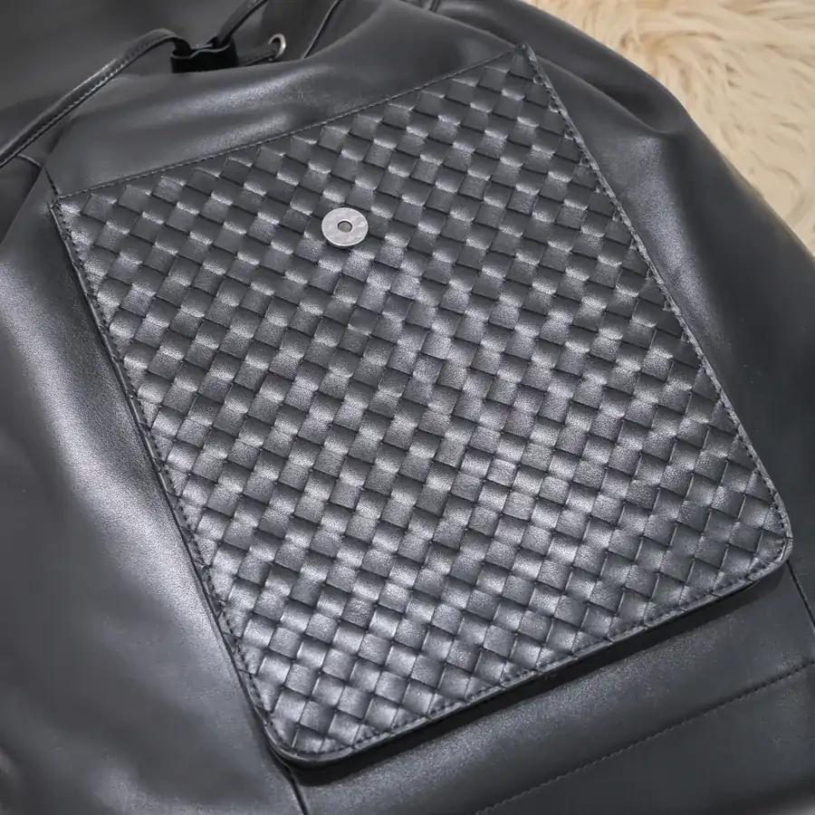BV Latest Men's Backpack Premium Quality