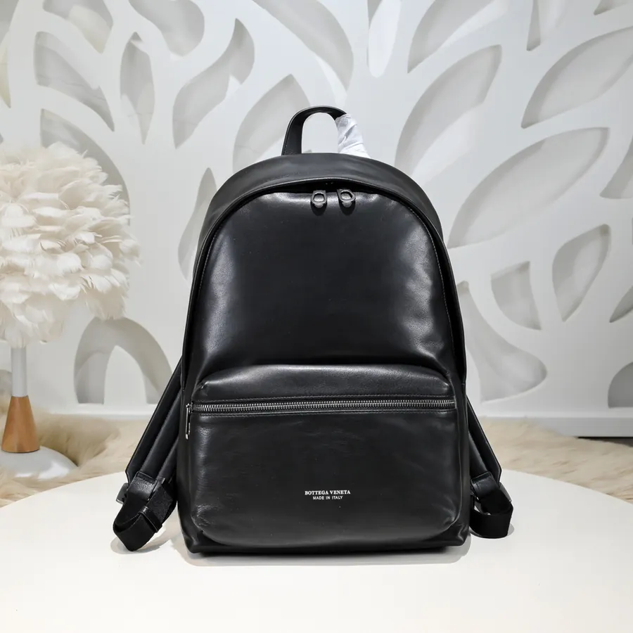 BV Latest Men's Backpack Premium Leather, Elegant Design
