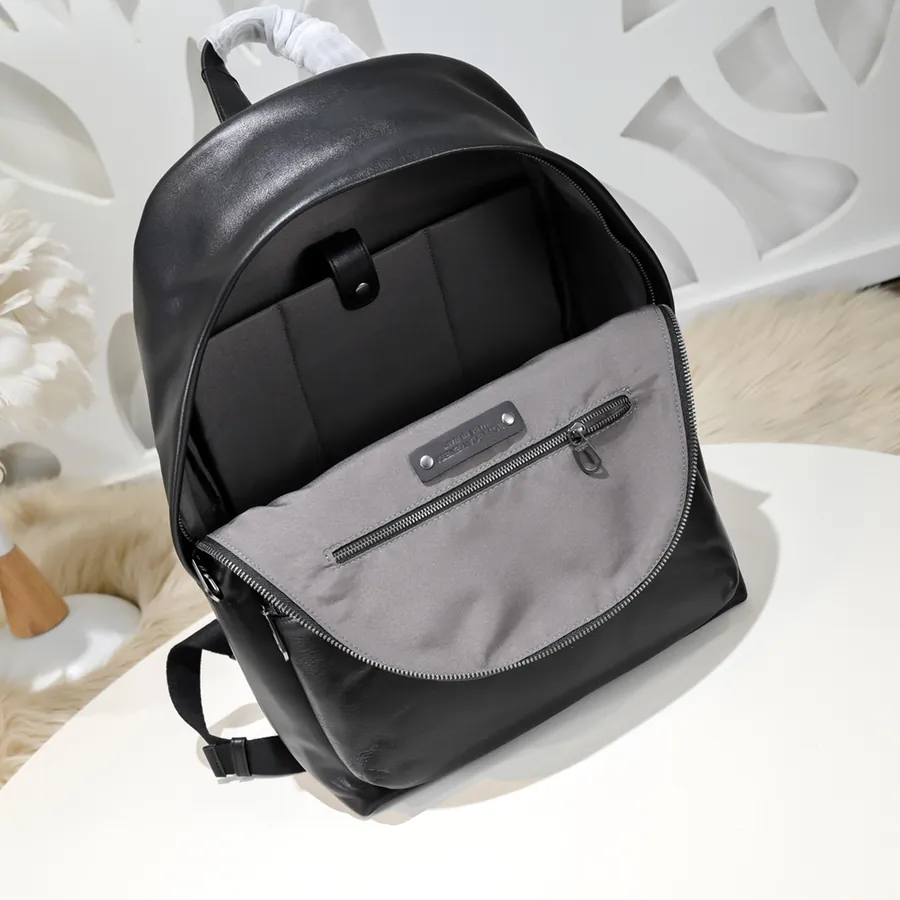 BV Latest Men's Backpack Premium Leather, Elegant Design