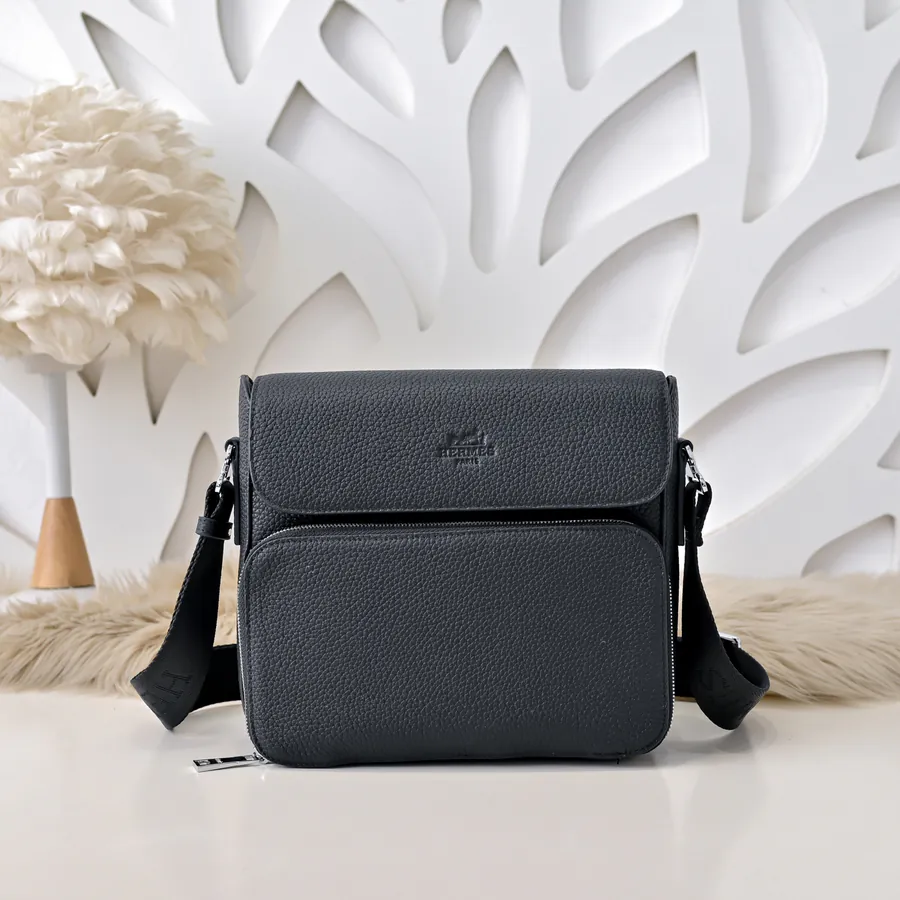 Hermes Men's Crossbody Bag Premium Calfskin, Elegant Hardware