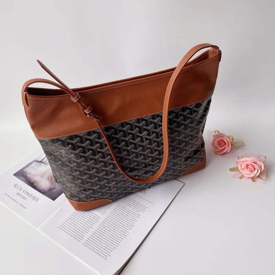 Goyard Hobo Bag with Bohème Style