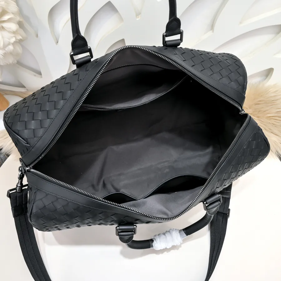 New Men's Travel Bag Premium Quality