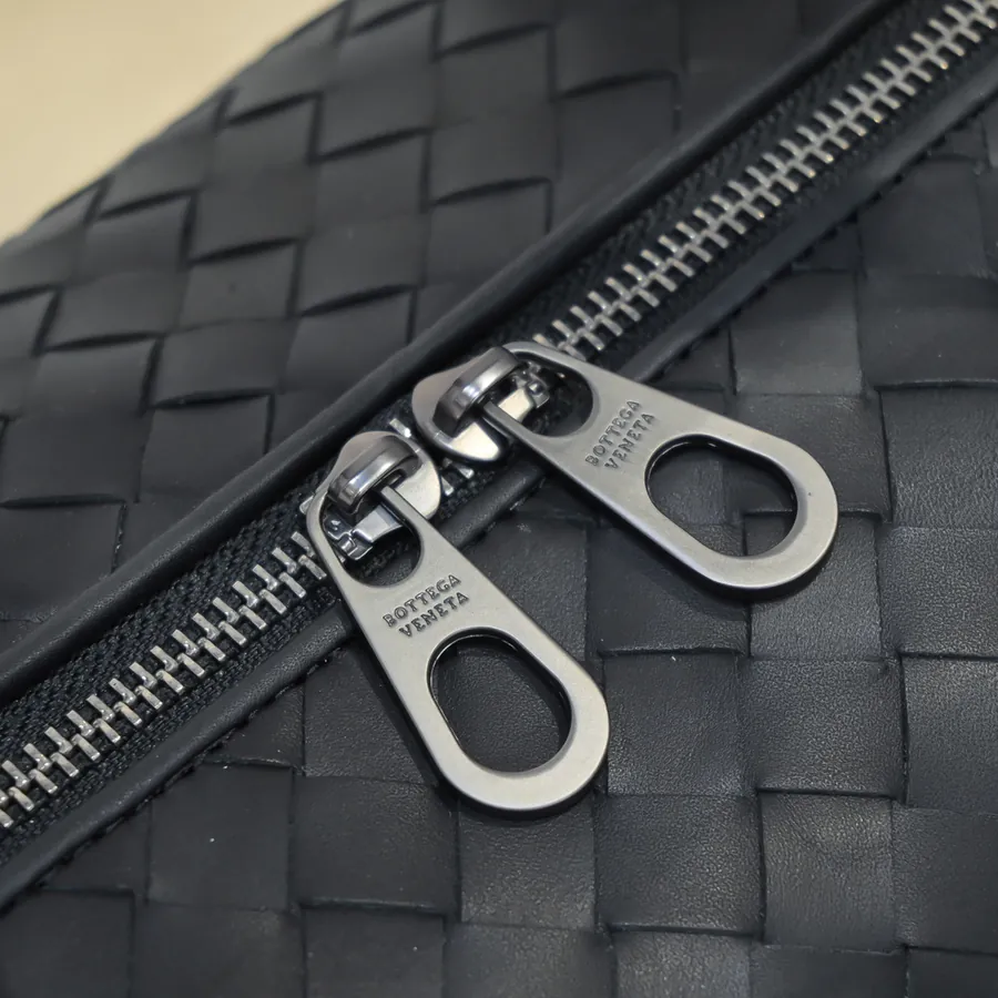 BV Latest Men's Travel Bag Premium Quality, Official Website Synchronized