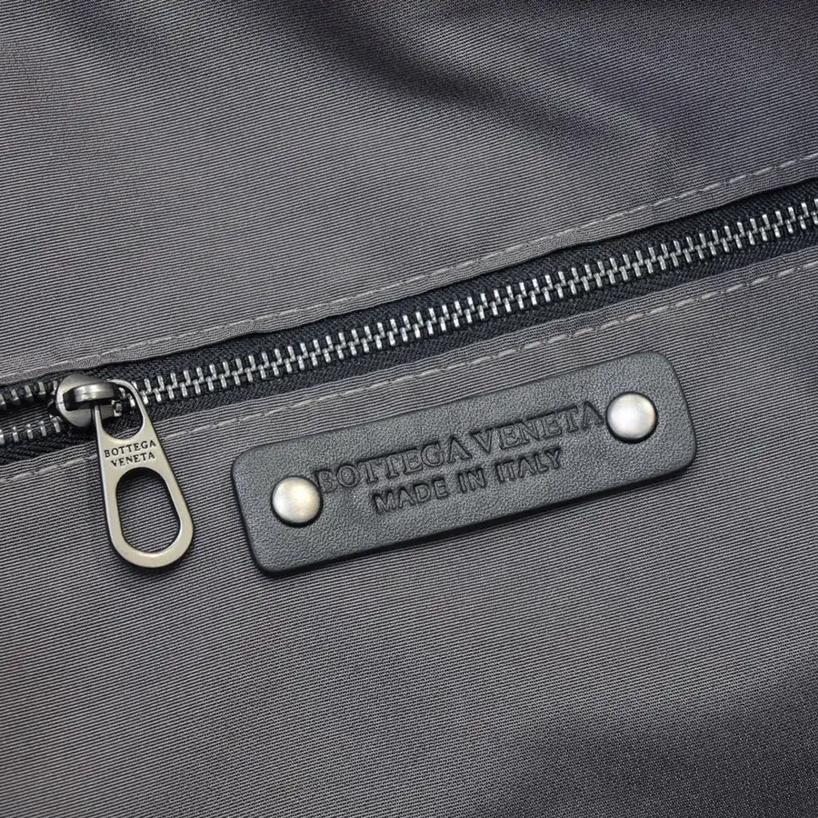 BV Latest Men's Travel Bag Premium Quality, Official Website Synchronized