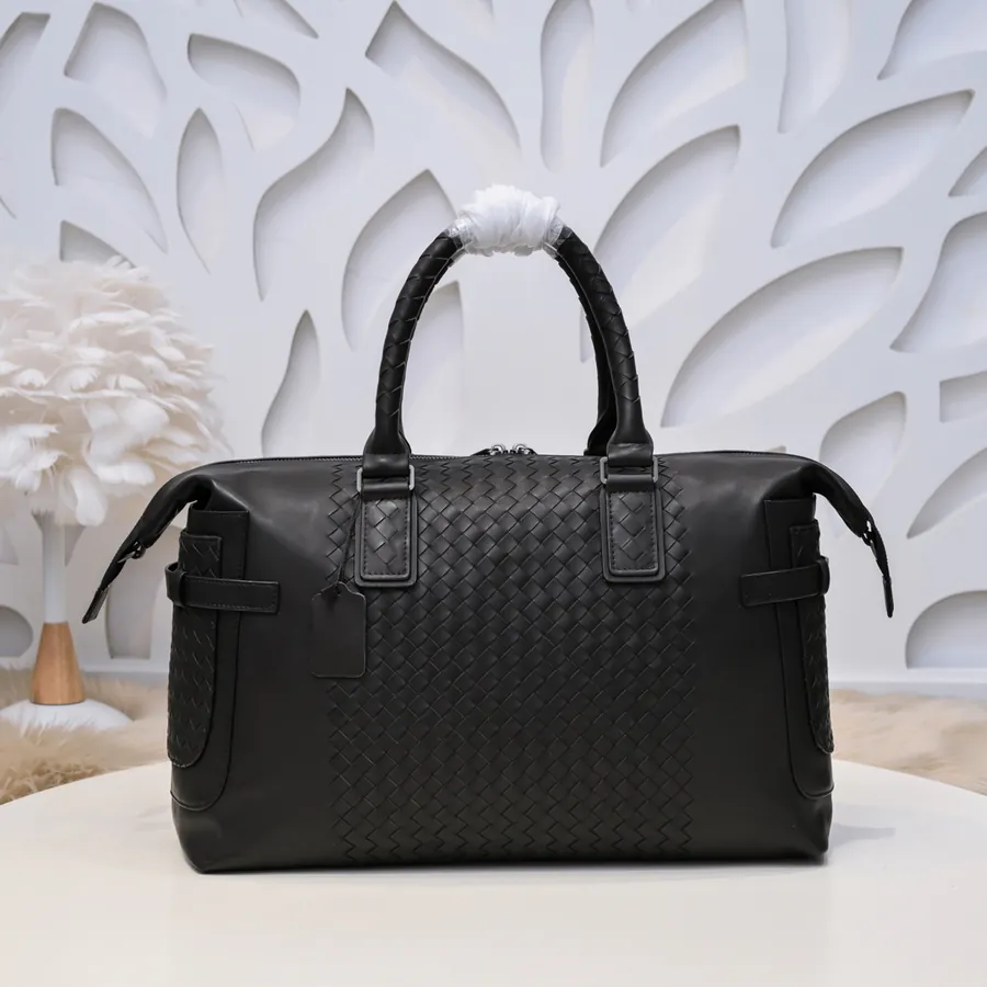 BV Latest Men's Briefcase Premium Leather, Elegant Design
