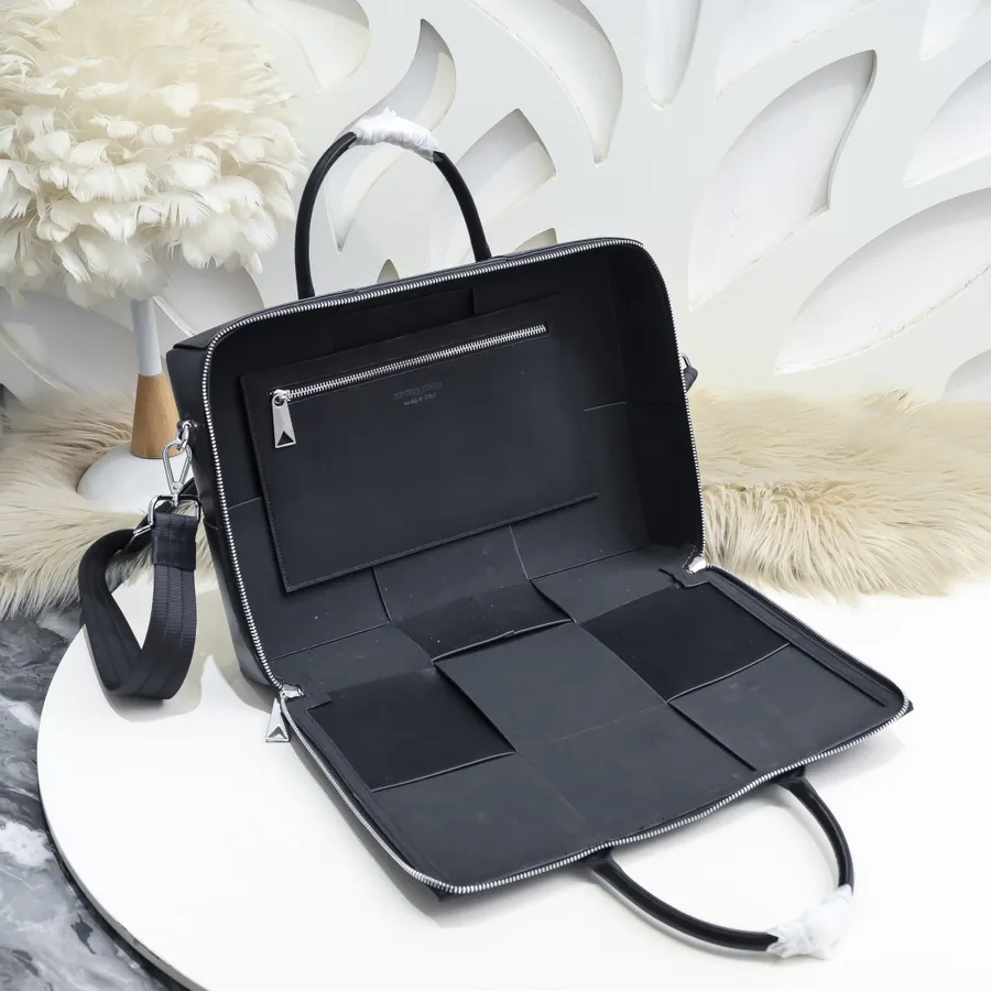 BV Latest Men's Briefcase Premium Leather, Elegant Design