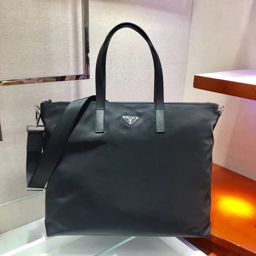 P Family New Style Bucket Bag with Tri Mark