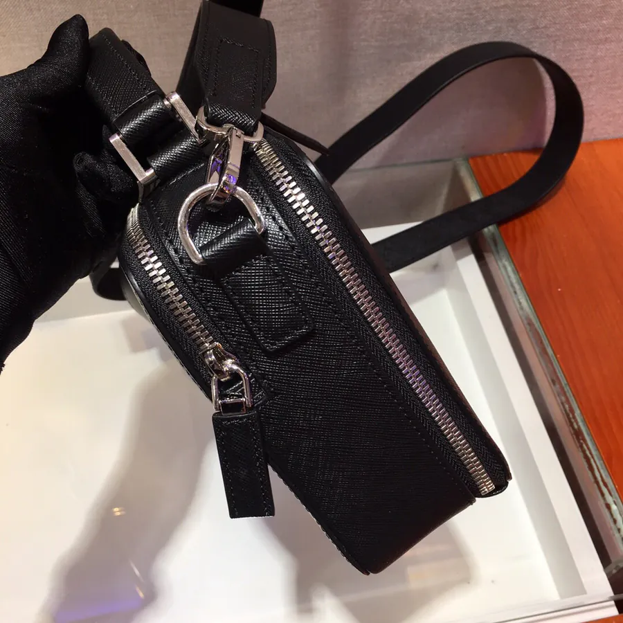 P Family 2019 Spring Summer New Mens Shoulder Bag