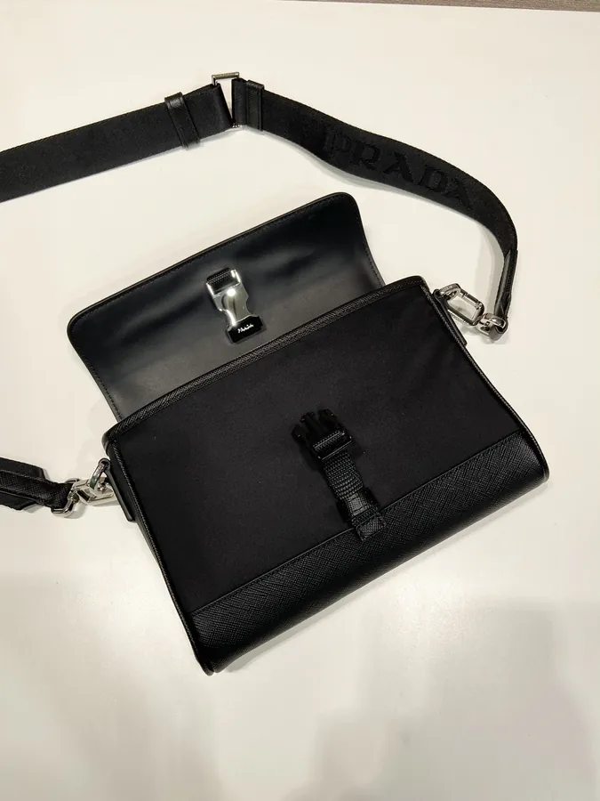 New Post Mail Bag with Crosshatch Design