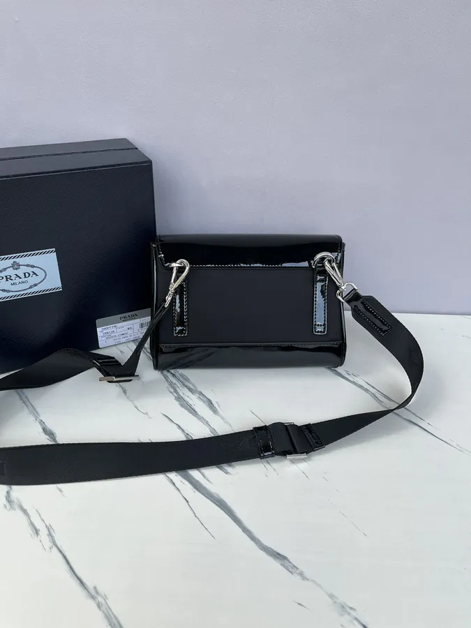 New Post Mail Bag Modern Material Mix Design