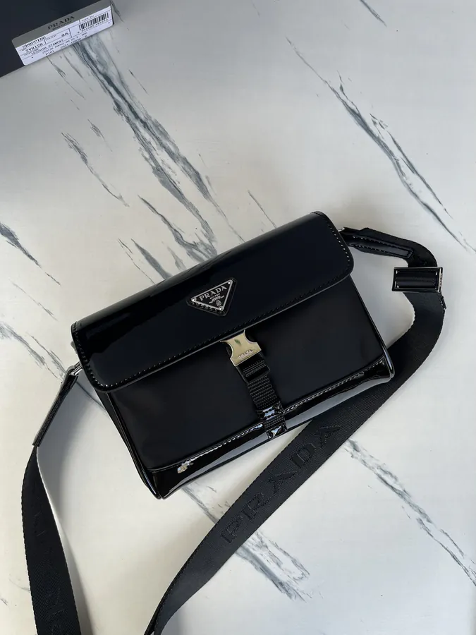 New Post Mail Bag Modern Material Mix Design