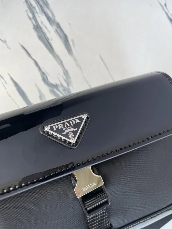 New Post Mail Bag Modern Material Mix Design