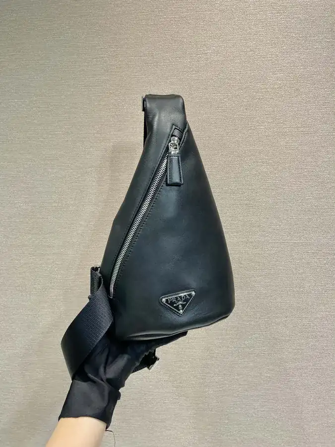 P Brand New Crossbody Bag 2VZ098