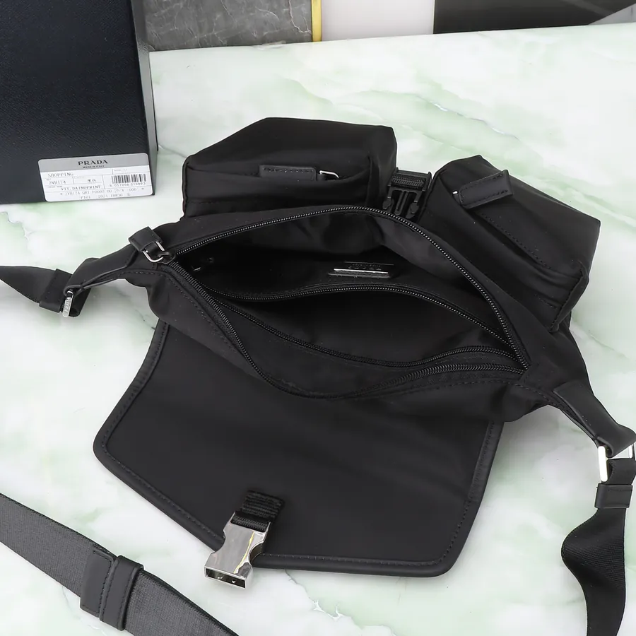Top Original Box Bag with Modern Geometry and Soft Texture