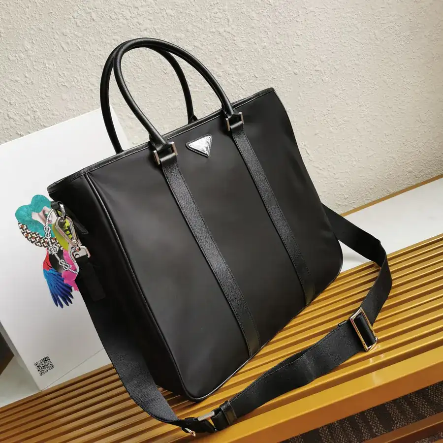Top Original 2020 Nylon Tote with Detachable Strap