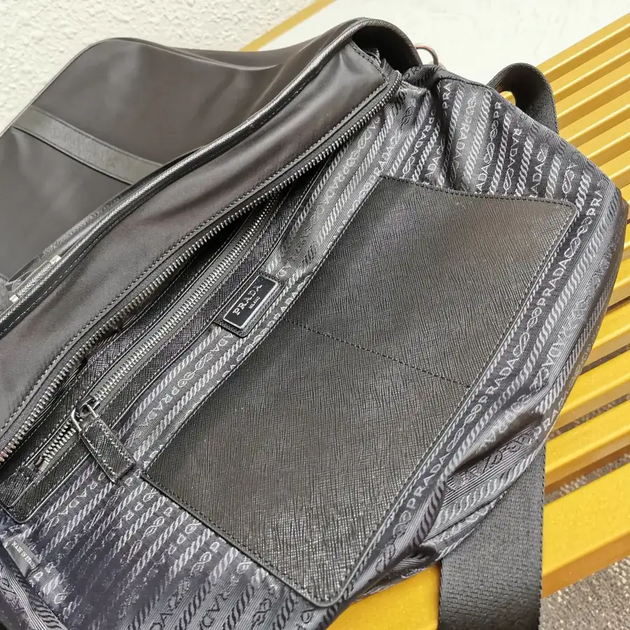 Top Original 2020 Nylon Tote with Detachable Strap