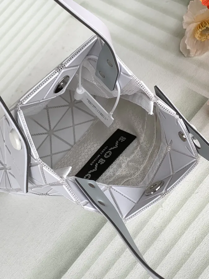 ISSEY MIYAKE Bao Bao Small