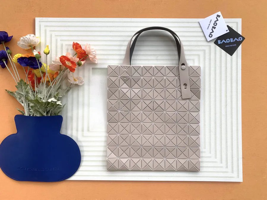 ISSEY MIYAKE Bao Bao Large