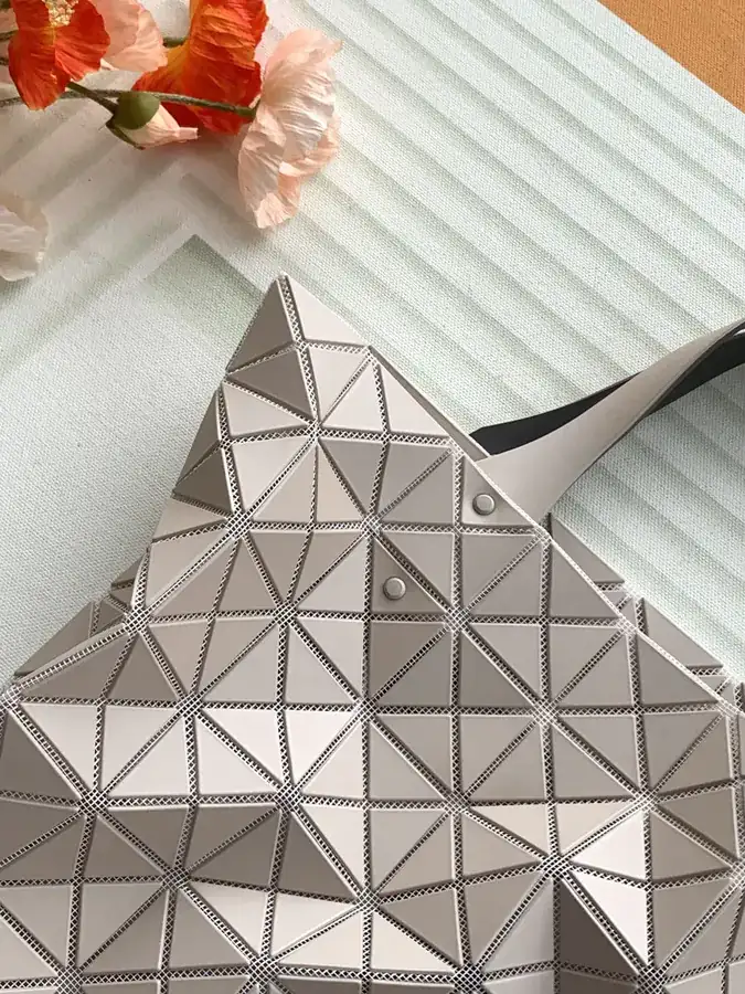 ISSEY MIYAKE Bao Bao Large