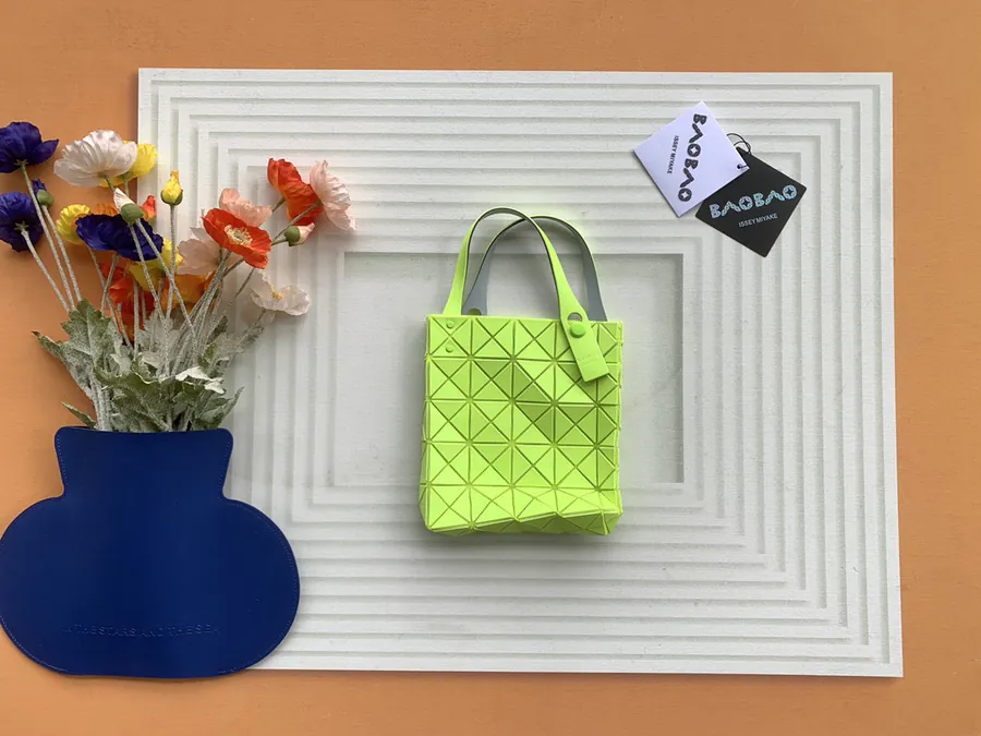 ISSEY MIYAKE Bao Bao Small