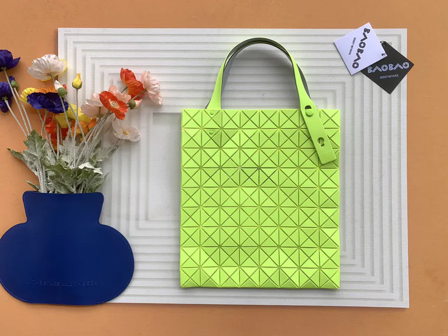ISSEY MIYAKE BAO BAO Large
