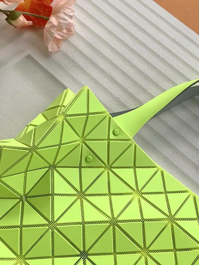 ISSEY MIYAKE BAO BAO Large
