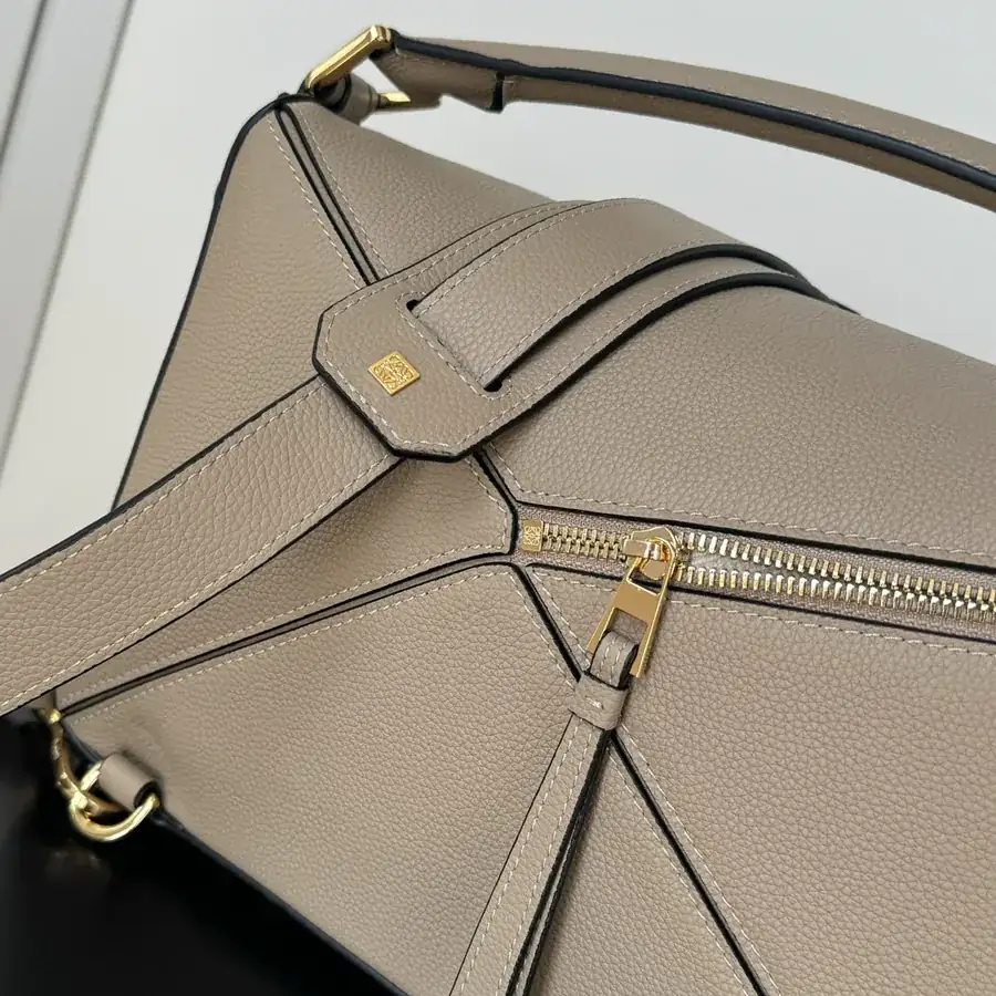 LOEWE Puzzle Medium Handbag