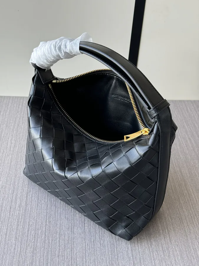 Wallace Lunch Tote Adjustable Handle, Hobo Style