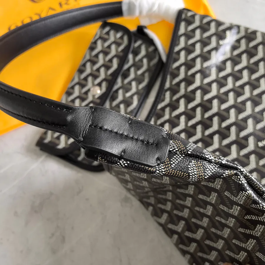 Goyard Hobo with Silk Print, Elegant and Casual