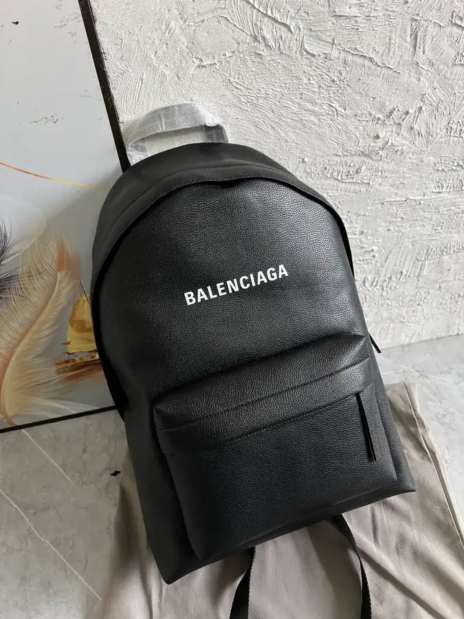 Balenciaga 18SS秋冬新款 Netted Backpack