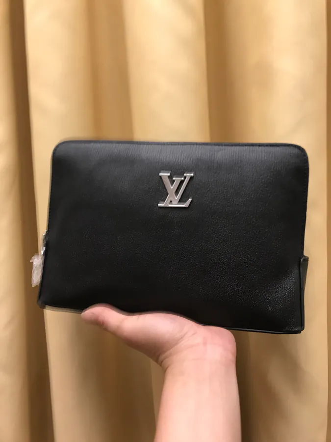 2023 New Handbag France, P Family Latest Trend