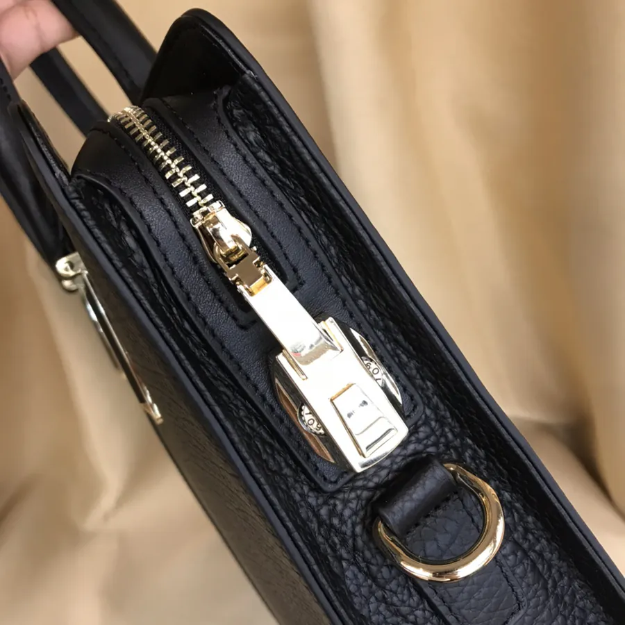 V Briefcase Italian Grained Calfskin, Detach Shoulder Strap