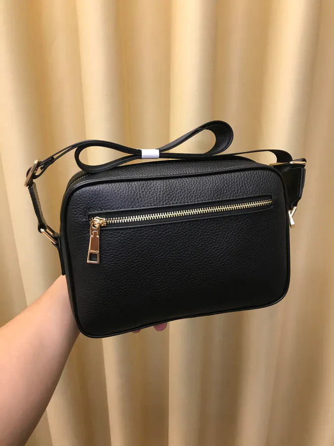 2021 New Fanja Crossbody Bag Classic Design with Zipper Detail