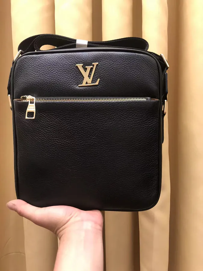 V2022 New Crossbody Bag, Italian Leather, Gold Hardware