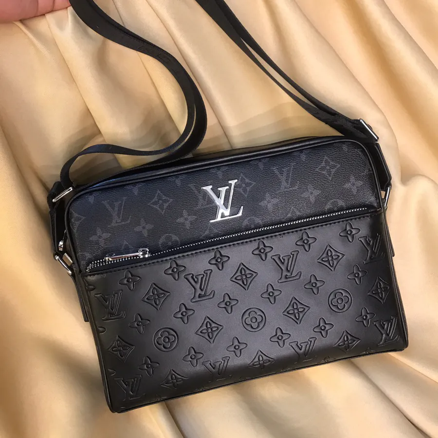 P240 Luxury Crossbody Bag in Grained Calfskin